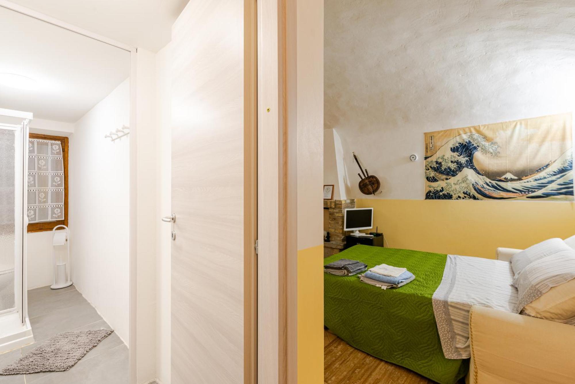 Zen Studio In The Center With Free Parking And 24Hours Automatic Check-In Казале-Монферрато Экстерьер фото